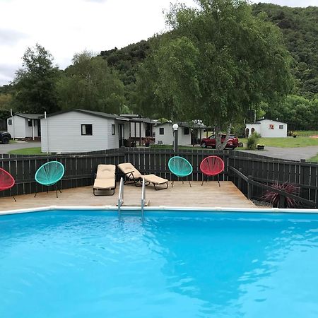 פיקטון Parklands Marina Holiday Park מראה חיצוני תמונה