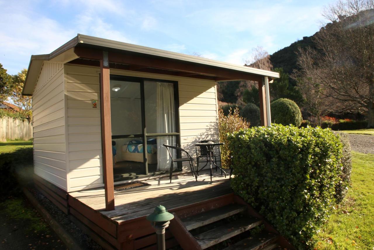 פיקטון Parklands Marina Holiday Park מראה חיצוני תמונה